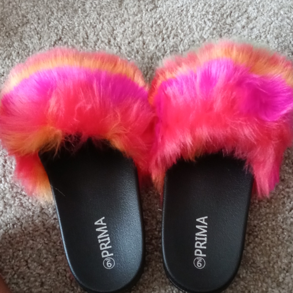 Shoes - Picture 3 of 3